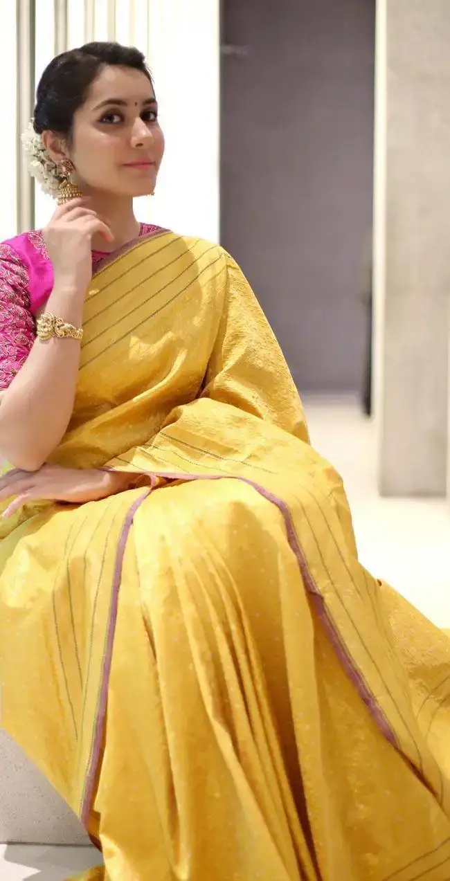 INDIAN BEAUTIFUL GIRL RASHI KHANNA PHOTOS IN TRADITIONAL YELLOW SAREE 5